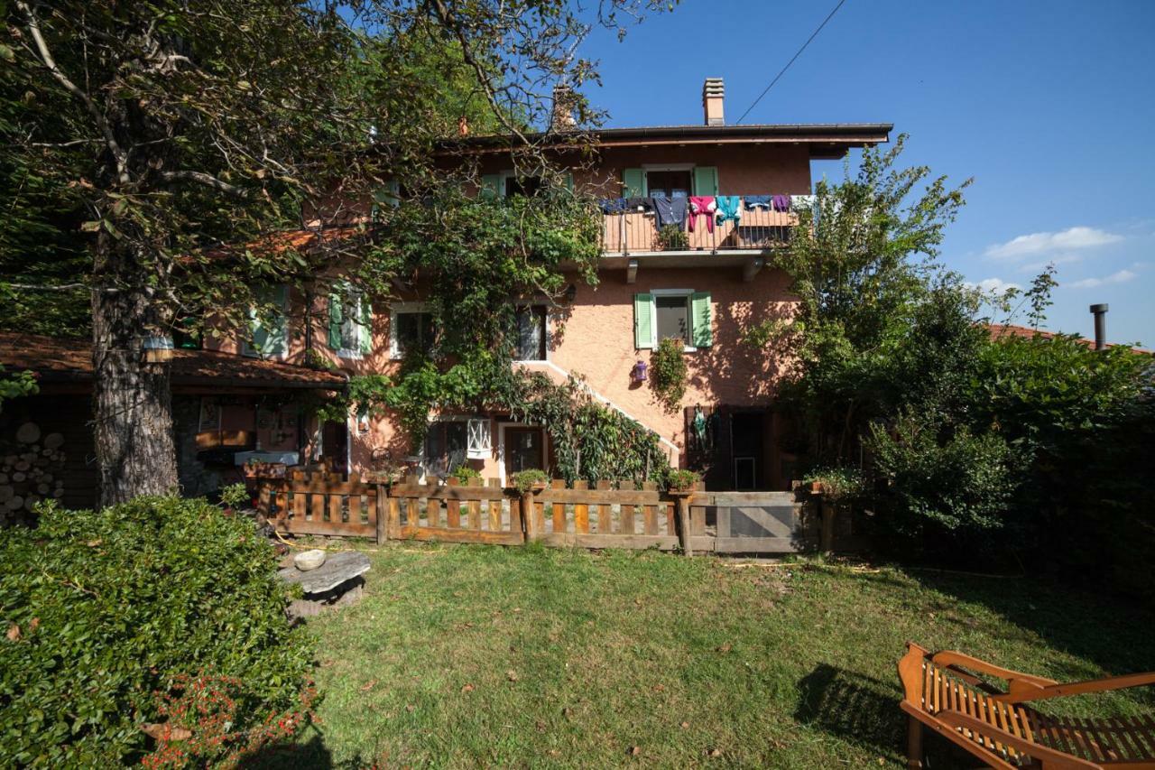 Apartamento la vecchia casa rosa Cannero Riviera Exterior foto
